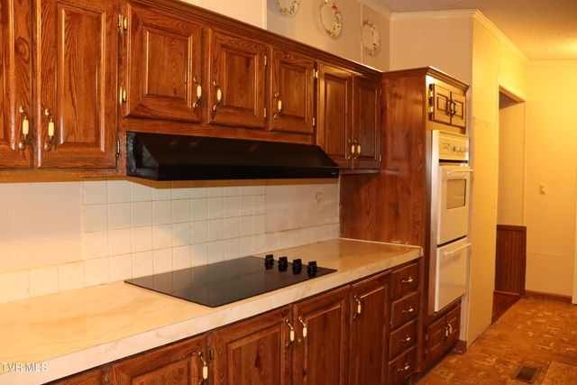 2004 Derby Road, Appalachia, VA 24216