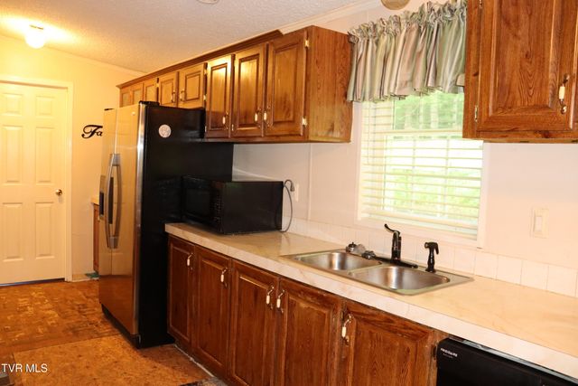 2004 Derby Road, Appalachia, VA 24216