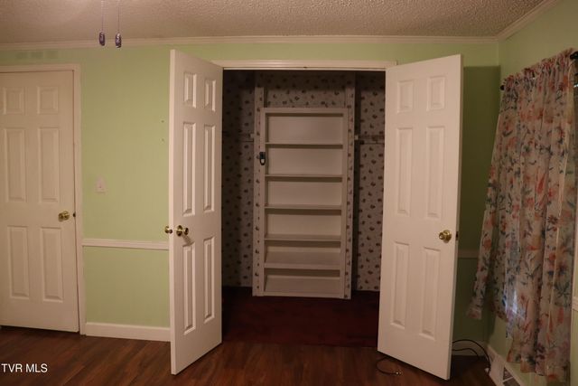 2004 Derby Road, Appalachia, VA 24216