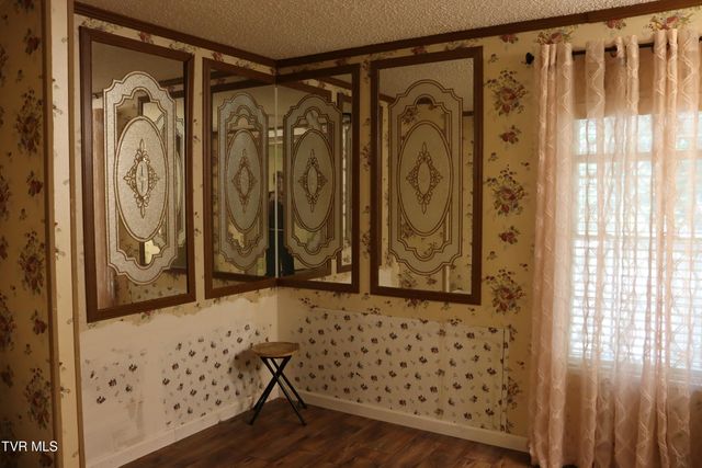 2004 Derby Road, Appalachia, VA 24216