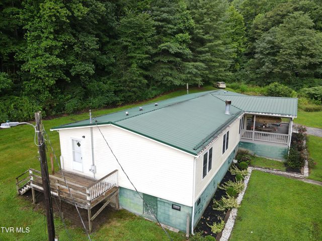 2004 Derby Road, Appalachia, VA 24216