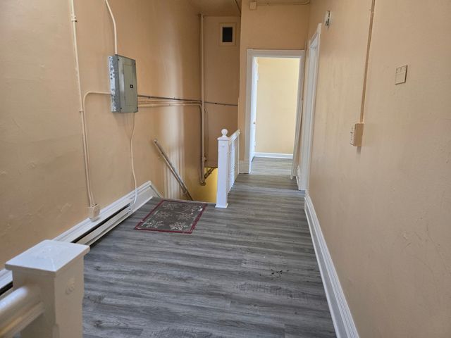 3 National Street 3, Elgin, IL 60123