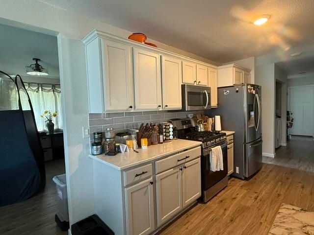203 18th St SE, Minot, ND 58701