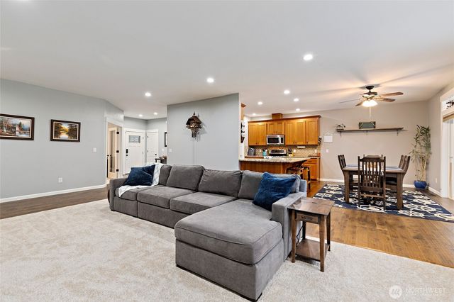 25511 70th Avenue NE, Arlington, WA 98223