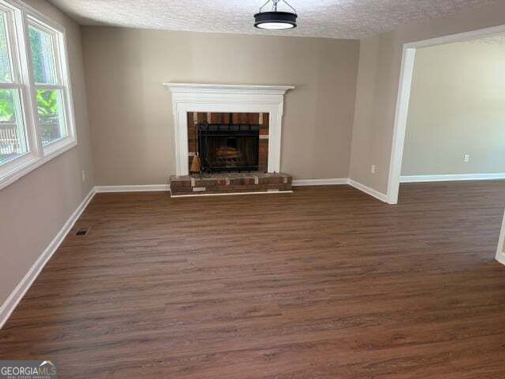1455 Parkmont Drive, Roswell, GA 30076 — photo 2