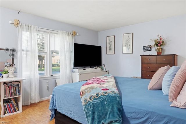 5828 Bradley AVE, Norfolk, VA 23518