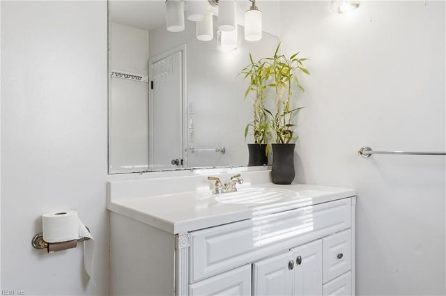 5828 Bradley AVE, Norfolk, VA 23518