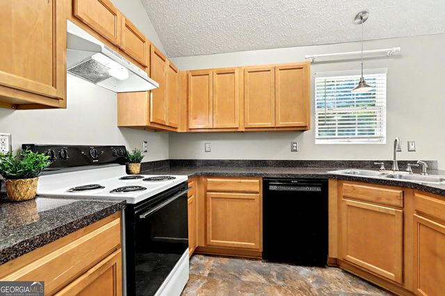 33 Tanager Court, Monticello, GA 31064