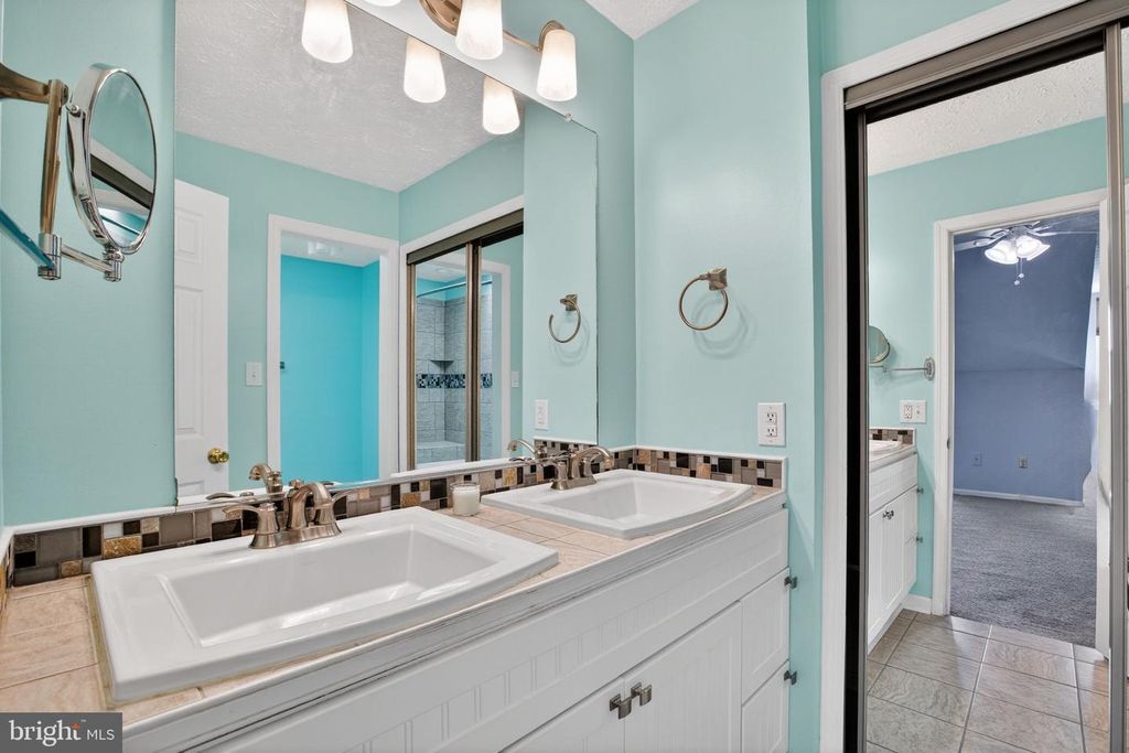 Image 17 of property listing at 5314 HALIBUT PL, Waldorf, MD 20603