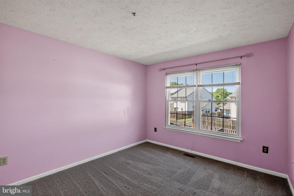 Image 19 of property listing at 5314 HALIBUT PL, Waldorf, MD 20603