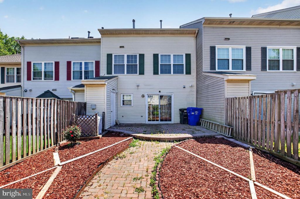 Image 25 of property listing at 5314 HALIBUT PL, Waldorf, MD 20603