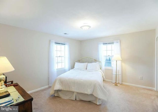 9720 HOLLOWAY HILL CT, Potomac, MD 20854
