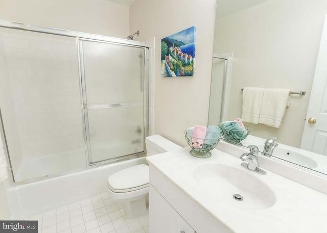9720 HOLLOWAY HILL CT, Potomac, MD 20854