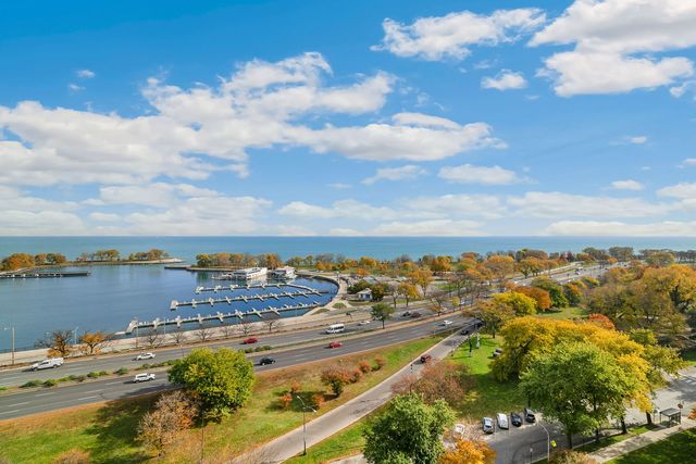 3180 N Lake Shore Drive 13C, Chicago, IL 60657