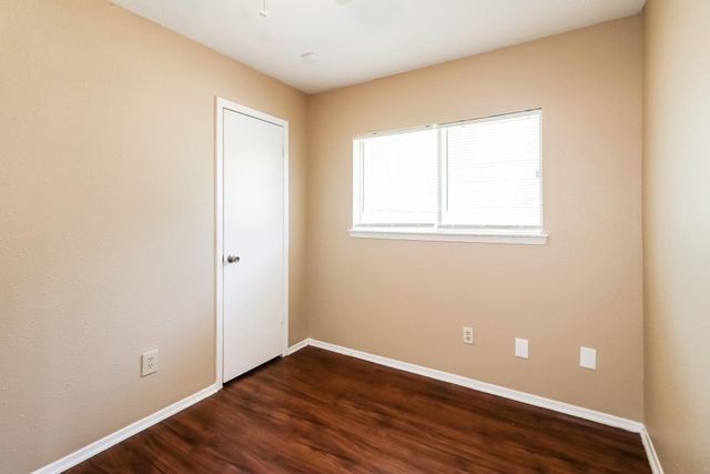 13427 Boonway Drive, Houston, TX 77045