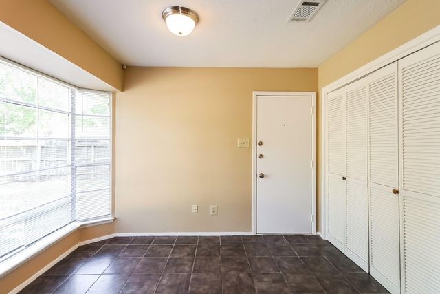 13427 Boonway Drive, Houston, TX 77045