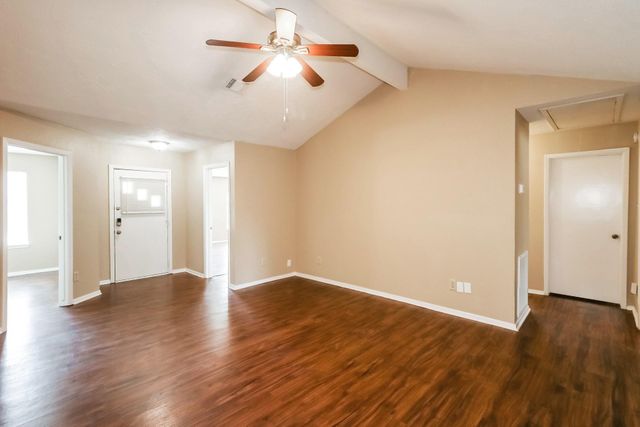 13427 Boonway Drive, Houston, TX 77045