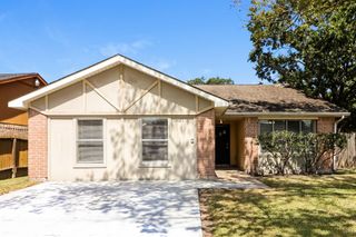 13427 Boonway Drive, Houston, TX 77045