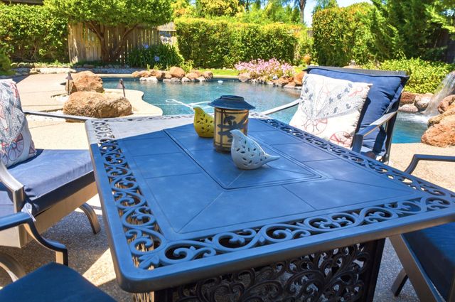 6401 Teal Way, Carmichael, CA 95608