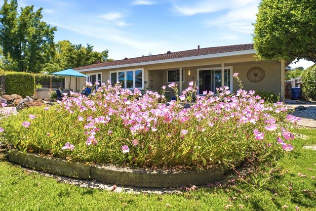 6401 Teal Way, Carmichael, CA 95608