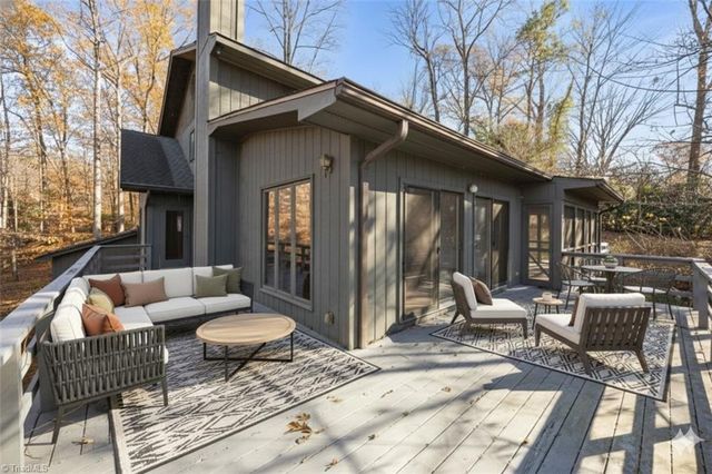 606 Thornwood Road, Jamestown, NC 27282