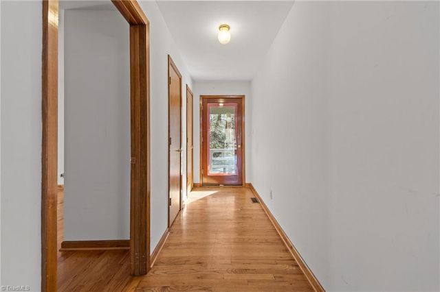 606 Thornwood Road, Jamestown, NC 27282