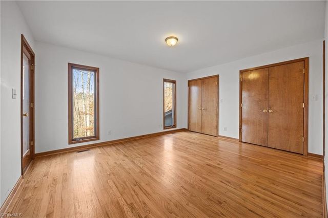 606 Thornwood Road, Jamestown, NC 27282