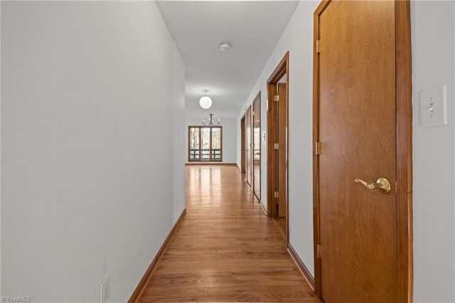 606 Thornwood Road, Jamestown, NC 27282