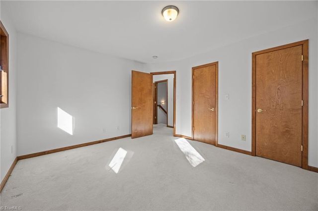 606 Thornwood Road, Jamestown, NC 27282