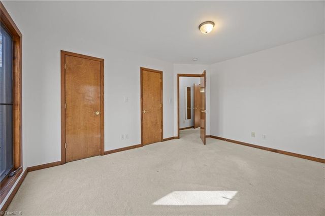 606 Thornwood Road, Jamestown, NC 27282