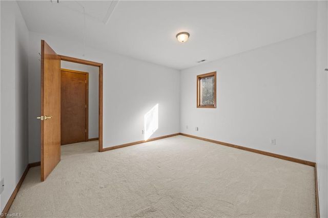 606 Thornwood Road, Jamestown, NC 27282