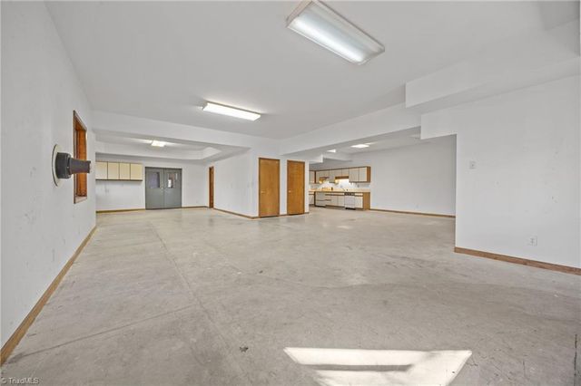 606 Thornwood Road, Jamestown, NC 27282