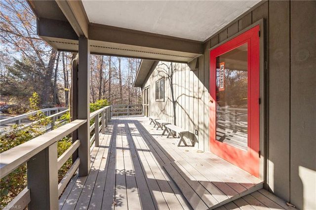 606 Thornwood Road, Jamestown, NC 27282