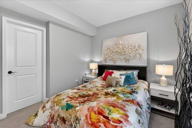 1217 SW Pebble Lane, Lee's Summit, MO 64082