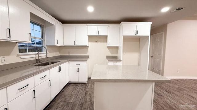 2808 Longhorn Drive, Weslaco, TX 78596