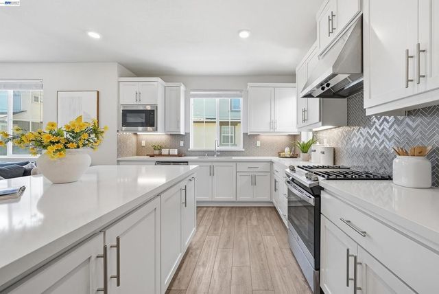 9137 Seawind Way, Newark, CA 94560
