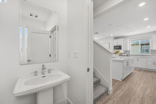 9137 Seawind Way, Newark, CA 94560