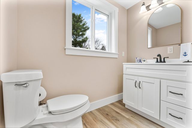 3551 W Lake Mitchell Drive, Cadillac, MI 49601