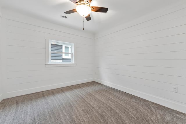 3551 W Lake Mitchell Drive, Cadillac, MI 49601