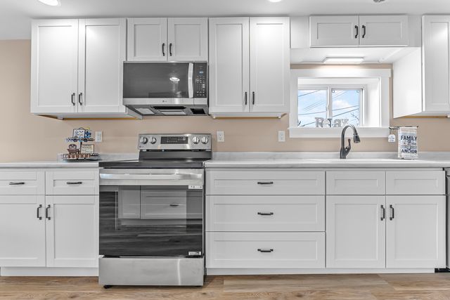 3551 W Lake Mitchell Drive, Cadillac, MI 49601