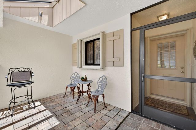 6072 HUNTINGTON WOODS DRIVE 17, Naples, FL 34112