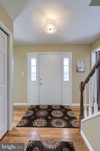 1 CARRIAGE LN, Ephrata, PA 17522