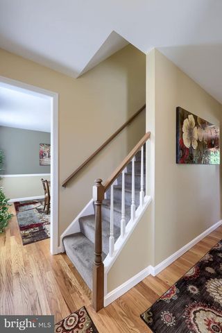 1 CARRIAGE LN, Ephrata, PA 17522