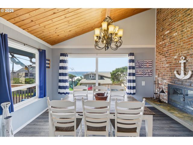 5146 Nw JETTY Ave, Lincoln City, OR 97367