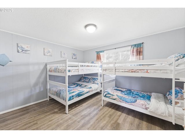 5146 Nw JETTY Ave, Lincoln City, OR 97367
