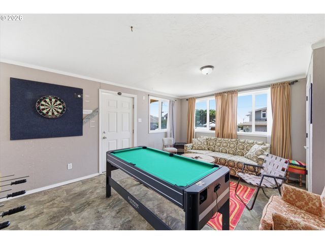5146 Nw JETTY Ave, Lincoln City, OR 97367