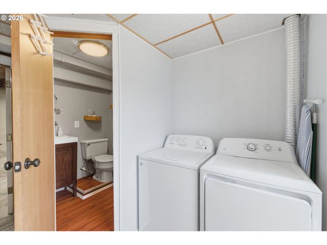 5146 Nw JETTY Ave, Lincoln City, OR 97367