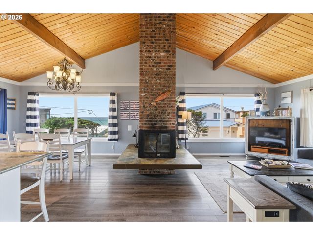 5146 Nw JETTY Ave, Lincoln City, OR 97367