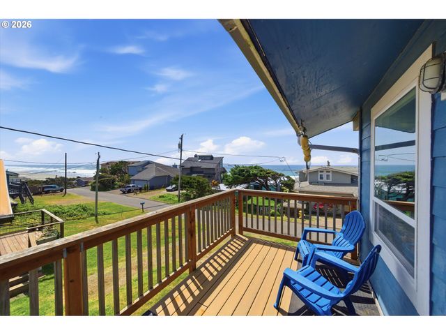 5146 Nw JETTY Ave, Lincoln City, OR 97367