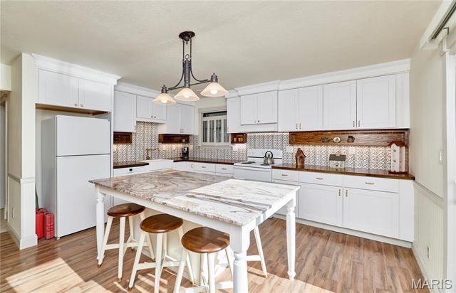18505 Wild Horse Creek Road, Wildwood, MO 63005